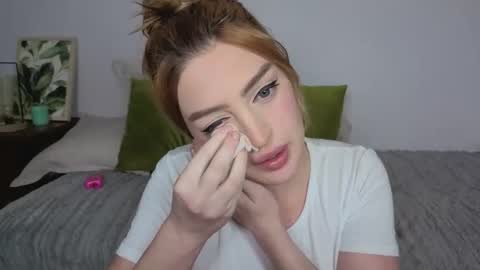 Elora online show from 20, 4, 2026