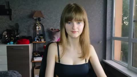 Snapshot of miss___alisa chatting on 17, 6, 2026 Alisa NONNUDE online show from 17, 6, 2026