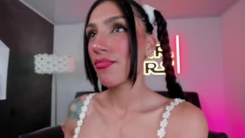 Snapshot of miss___evangeline chatting on 22, 5, 2026 Evangeline online show from 22, 5, 2026