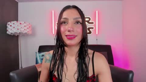 Snapshot of miss___evangeline chatting on 27, 5, 2026 Evangeline online show from 27, 5, 2026
