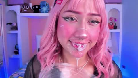 Snapshot of miss___megan chatting on 8, 10, 2025 Megan online show from 8, 10, 2025