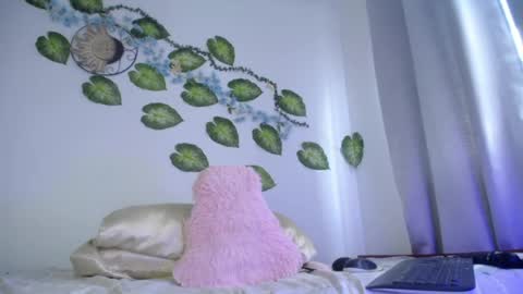          online show from 16, 4, 2026