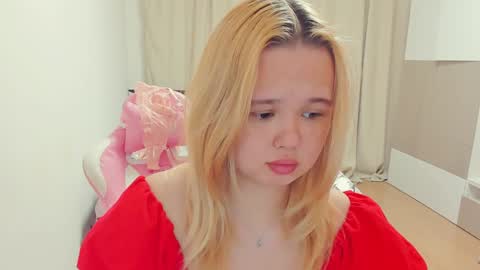 miss__selena online show from 19, 1, 2025