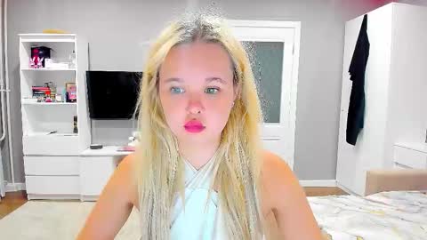 miss__selena online show from 11, 9, 2025