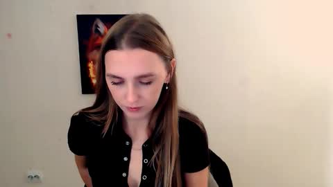 Snapshot of miss_angelina_ chatting on 24, 10, 2025 Angelina online show from 24, 10, 2025