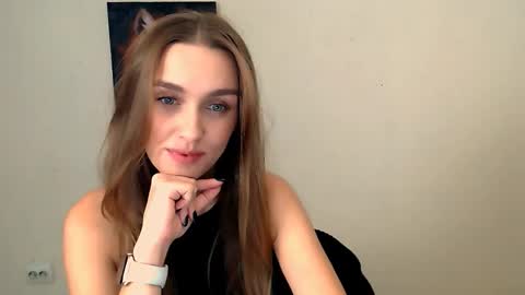 Snapshot of miss_angelina_ chatting on 31, 10, 2025 Angelina online show from 31, 10, 2025