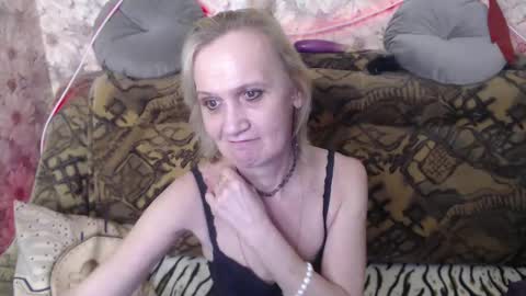 Snapshot of miss_bekker chatting on 31, 1, 2025 ask me online show from 31, 1, 2025