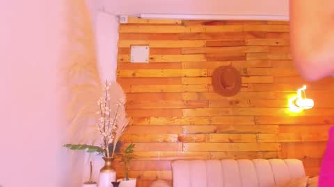 Camila online show from 8, 11, 2025