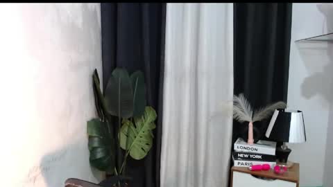 Briella online show from 17, 4, 2026