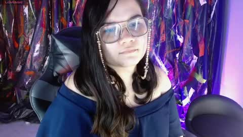 Snapshot of miss_cherryy_ chatting on 27, 5, 2026 CHARLOTTE online show from 27, 5, 2026