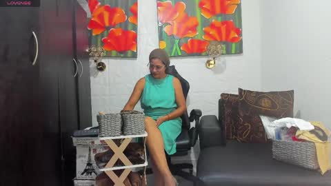 Clare PocaHose online show from 19, 4, 2026