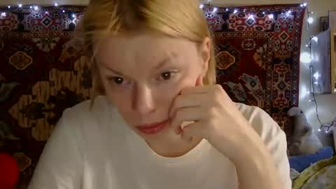 Elis online show from 23, 9, 2025