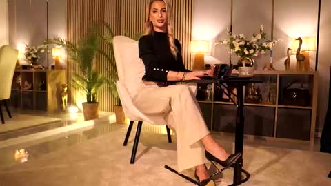 Miss Ema Devine online show from 8, 1, 2026