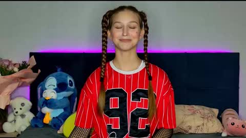 Snapshot of miss_emily_miller chatting on 21, 10, 2025 Emily online show from 21, 10, 2025