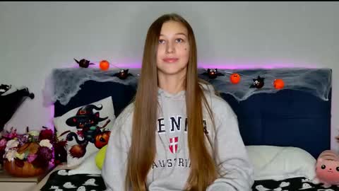 Snapshot of miss_emily_miller chatting on 3, 11, 2025 Emily online show from 3, 11, 2025