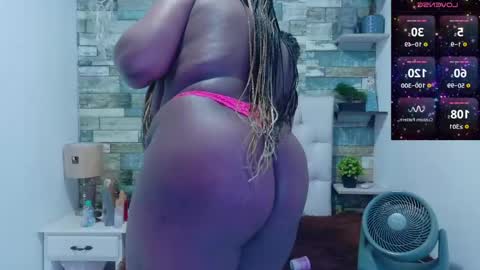 miss_evans_ online show from 18, 5, 2026