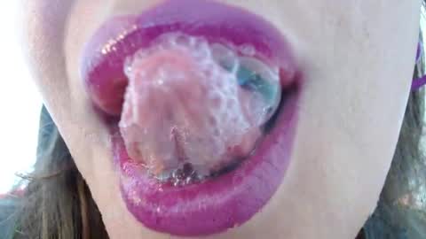 Snapshot of miss_evoleth2 chatting on 15, 4, 2026 Miss Evoleth online show from 15, 4, 2026