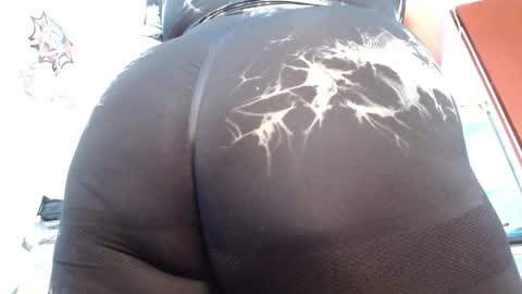 Snapshot of miss_evoleth2 chatting on 16, 4, 2026 Miss Evoleth online show from 16, 4, 2026