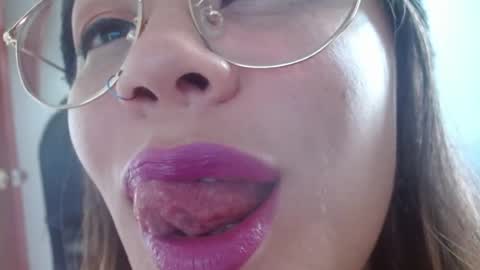 Snapshot of miss_evoleth2 chatting on 25, 5, 2026 Miss Evoleth online show from 25, 5, 2026