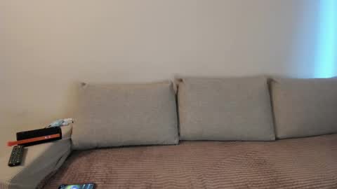 Kitty online show from 10, 10, 2025