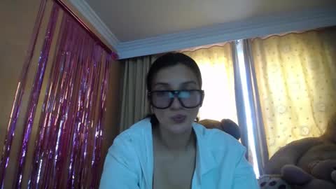 lilieth  online show from 26, 12, 2024