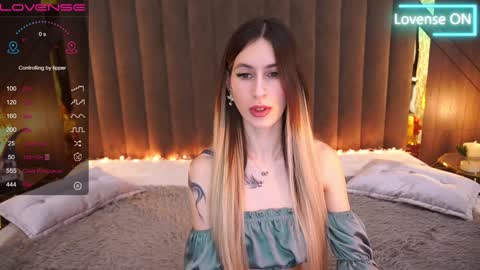   online show from 25, 1, 2025