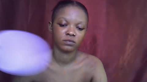 Snapshot of miss_rihanna2 chatting on 5, 11, 2025 miss_rihanna2 online show from 5, 11, 2025