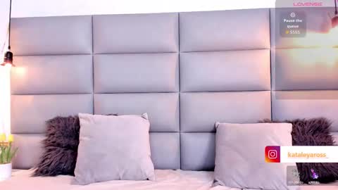 onlyfanskataleyaross online show from 9, 11, 2025