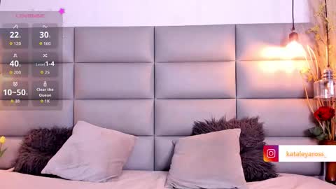 onlyfanskataleyaross online show from 17, 12, 2025