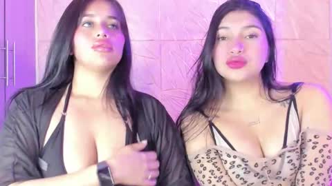 Snapshot of miss_saraxxx chatting on 28, 11, 2025 Angel Sophie Tif online show from 28, 11, 2025