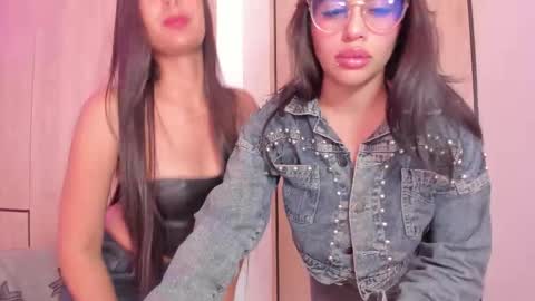 Snapshot of miss_saraxxx chatting on 2, 12, 2025 Angel Sophie Tif online show from 2, 12, 2025