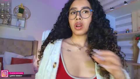 Amy Olivera online show from 27, 11, 2025