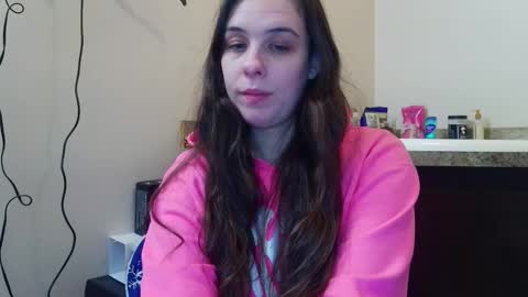 Snapshot of miss_sunshine01 chatting on 15, 12, 2025 Bella online show from 15, 12, 2025