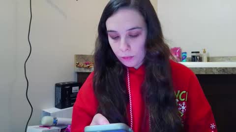 Snapshot of miss_sunshine01 chatting on 21, 12, 2025 Bella online show from 21, 12, 2025