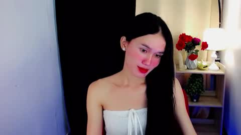 Shine online show from 15, 2, 2025
