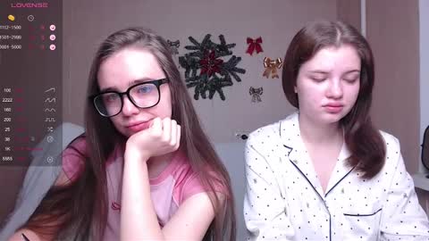 Snapshot of miss_sweetbb chatting on 29, 12, 2024 Bella online show from 29, 12, 2024