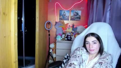 Snapshot of miss_tasy chatting on 29, 4, 2026 Melanie January 15th is my birthday there will be an interesting show online show from 29, 4, 2026