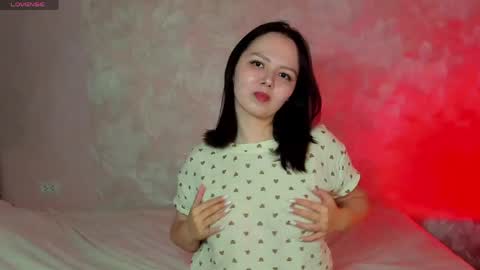Snapshot of miss_teasee chatting on 9, 4, 2026 JULIE online show from 9, 4, 2026