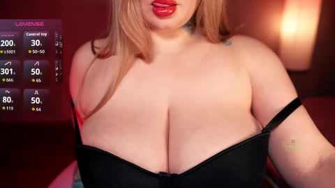 Snapshot of miss_tress_inna chatting on 6, 5, 2026 Inna online show from 6, 5, 2026