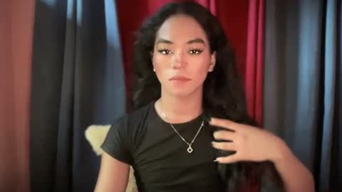 miss_veron_xoxo online show from 8, 11, 2025