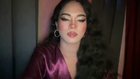 miss_veron_xoxo online show from 14, 12, 2025