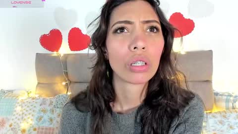 Miss Veronica online show from 15, 2, 2025