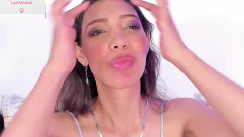 Miss Veronica online show from 10, 3, 2025