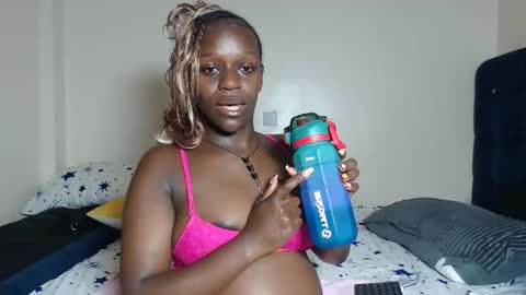 Snapshot of miss_wetcherry chatting on 15, 5, 2026 Cherie Independent model online show from 15, 5, 2026