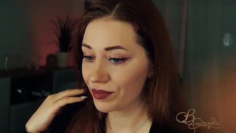 The divine Beverly online show from 11, 1, 2026