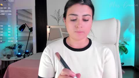 Snapshot of missbianca1 chatting on 4, 12, 2024 Bianca Torres online show from 4, 12, 2024