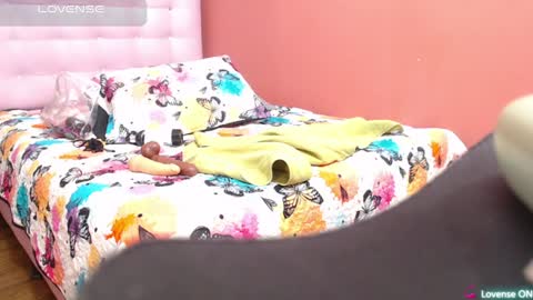 Miss Evelyn  online show from 30, 1, 2025