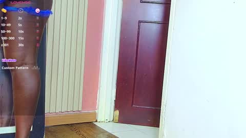 Miss Evelyn  online show from 18, 9, 2025