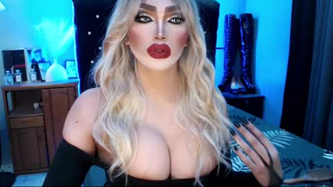 Snapshot of misschannel4sub chatting on 1, 2, 2025 PRIESTESS CHANNEL online show from 1, 2, 2025