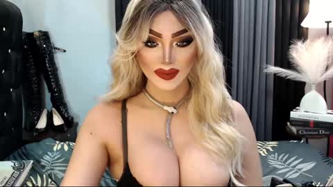 Snapshot of misschannel4sub chatting on 16, 2, 2025 PRIESTESS CHANNEL online show from 16, 2, 2025